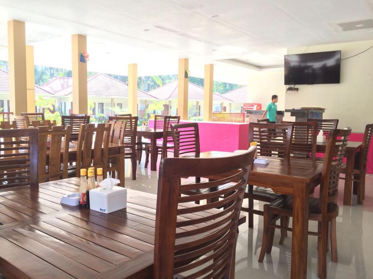 D'Batur Hotel Senggigi Exterior photo